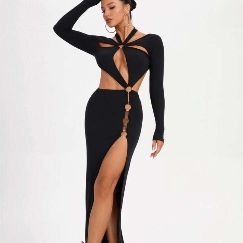Elegant Black Cut-Out Maxi Dress